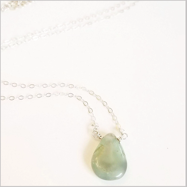 Natural Tear Drop Chrysoprase Necklace