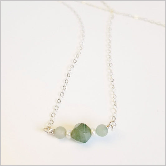 Natural Aventurine and Pearl Necklace