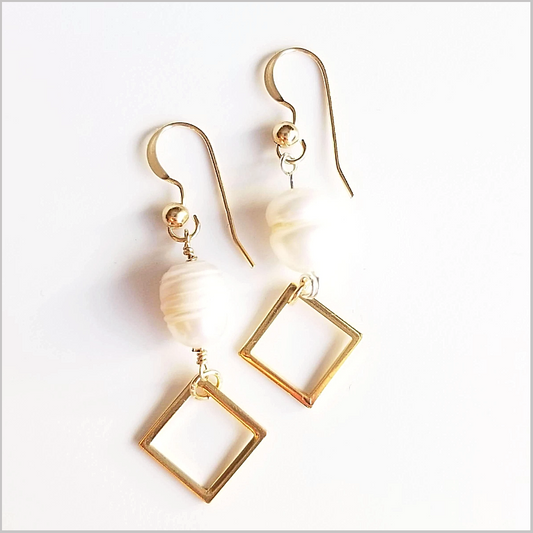 Square Freshwater Pearl Dangle
