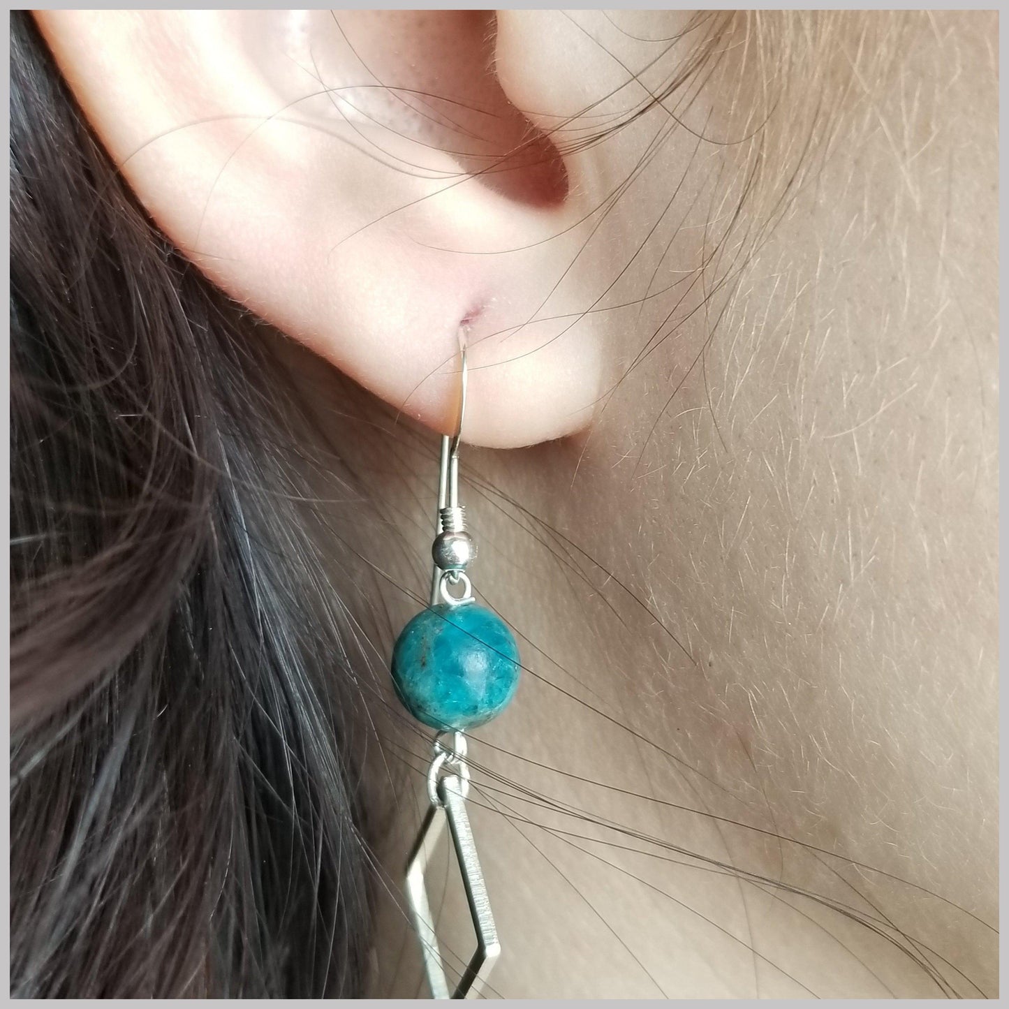 Square Apatite Dangle