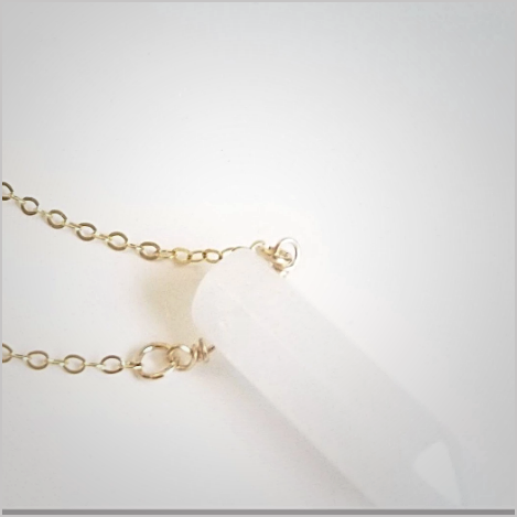 Natural Quartz Healing Point Necklace